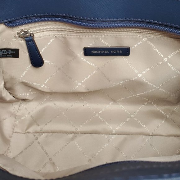 NWOT Michael Kors Shoulder Large Travel - Picture 4 of 5